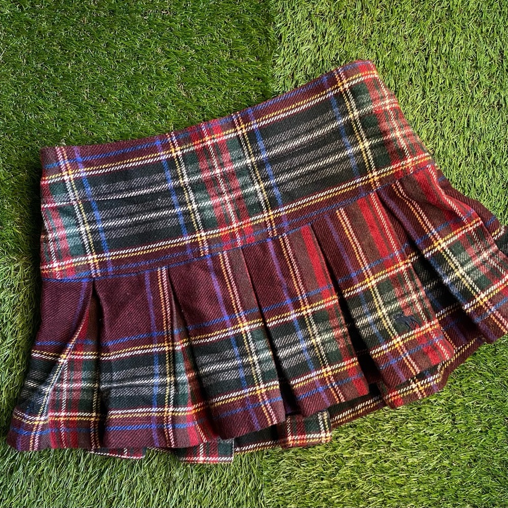 Abercrombie & Fitch plaid skirt